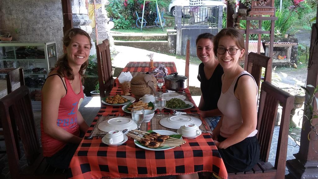 Edy Homestay Мундук Екстер'єр фото