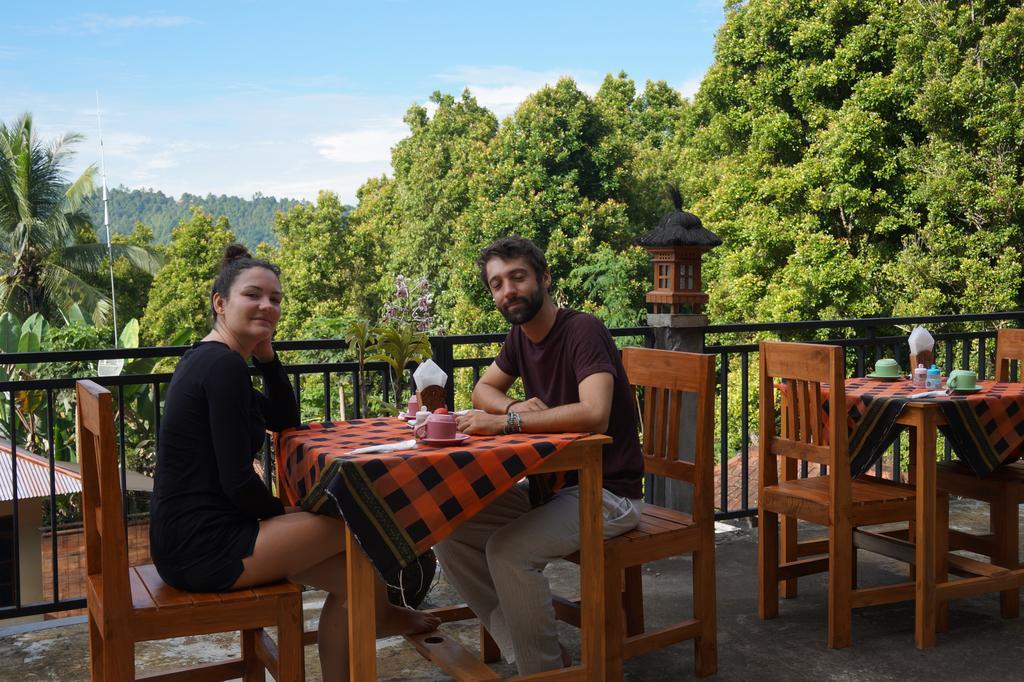 Edy Homestay Мундук Екстер'єр фото