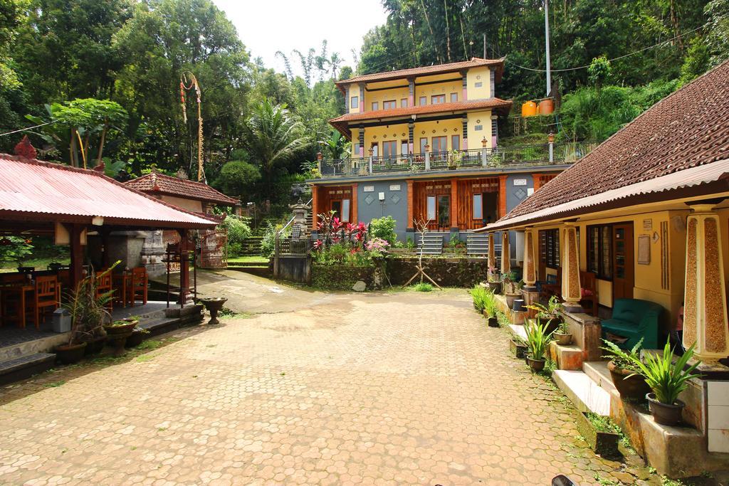 Edy Homestay Мундук Екстер'єр фото