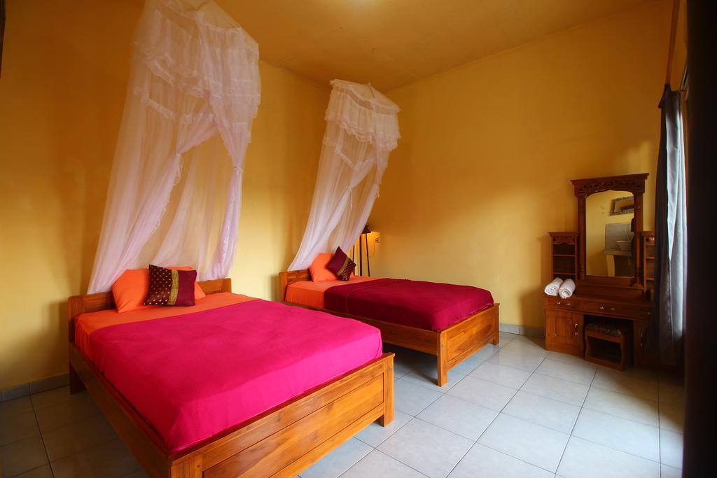 Edy Homestay Мундук Екстер'єр фото
