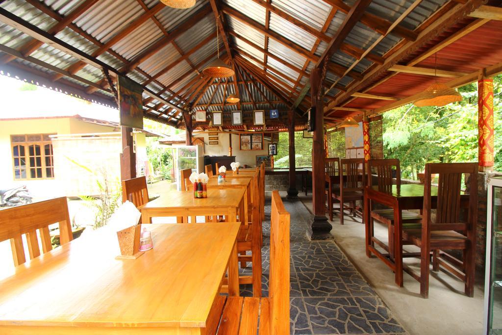 Edy Homestay Мундук Екстер'єр фото
